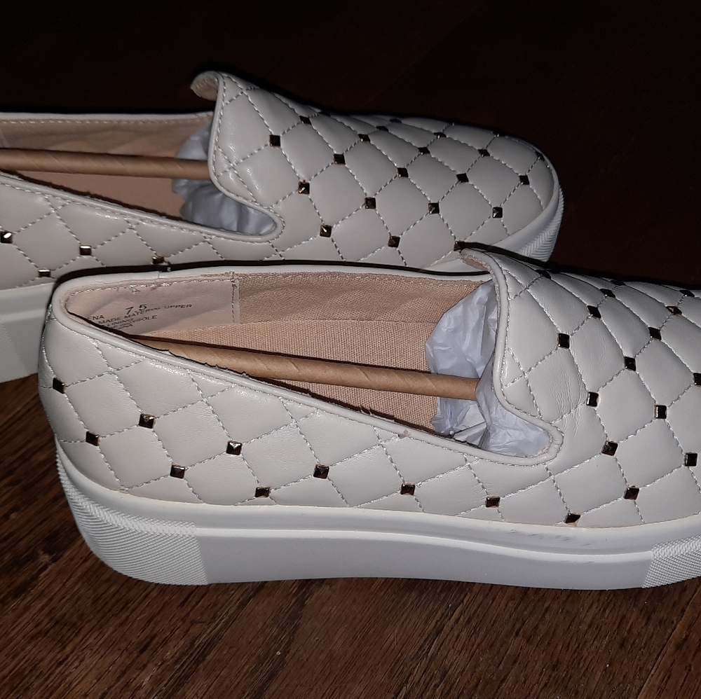 Yellowbox platform slip-ons